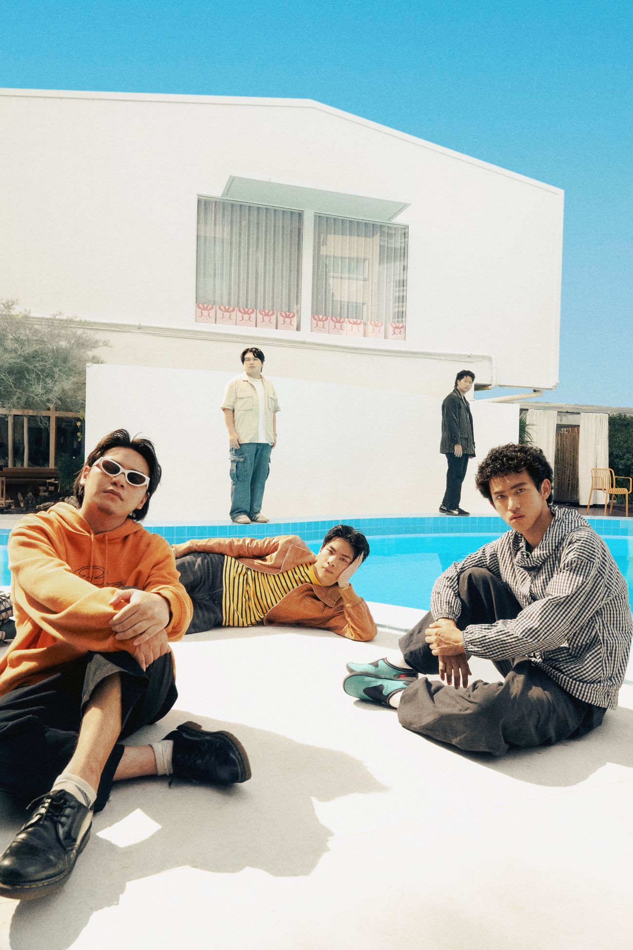 ภารกิจทวงคืนรอยยิ้ม! “DUMB.RONG” สลัดความเศร้า ส่งซิงเกิลฮีลใจ “SUNRISE” พร้อม MV แนวเซอเรียลสุดปั่นที่คนช้ำรักต้องดู 8 ภารกิจทวงคืนรอยยิ้ม! “DUMB.RONG” สลัดความเศร้า ส่งซิงเกิลฮีลใจ “SUNRISE” พร้อม MV แนวเซอเรียลสุดปั่นที่คนช้ำรักต้องดู 7