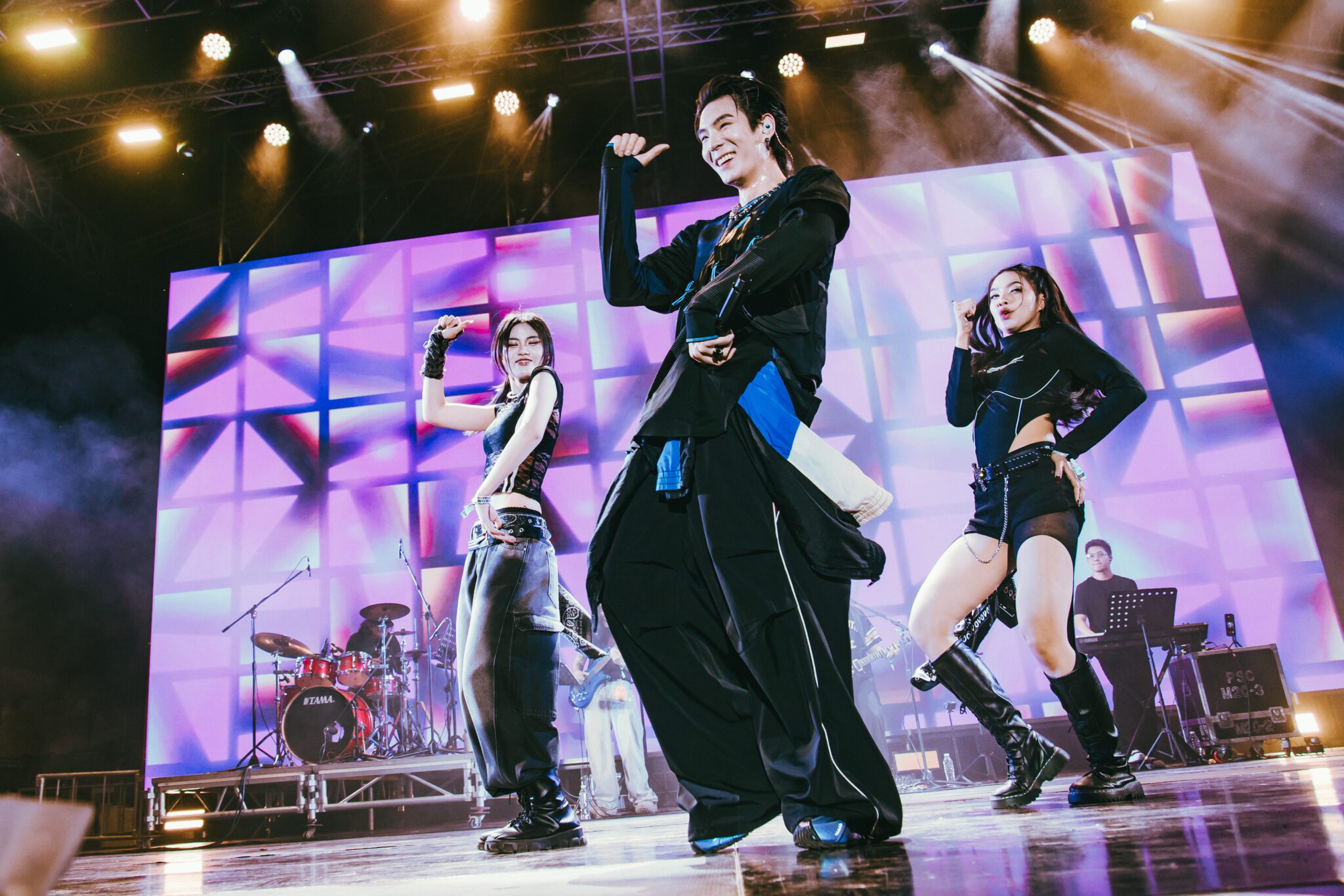 รีแคปความยิ่งใหญ่! “BMMF15” เทศกาลดนตรีที่ใหญ่ที่สุดในไทย ฉลอง 15 ปีสุดเดือด! ขนทัพศิลปินนับร้อย สร้างความทรงจำ “มัน มงคล มาก” 37