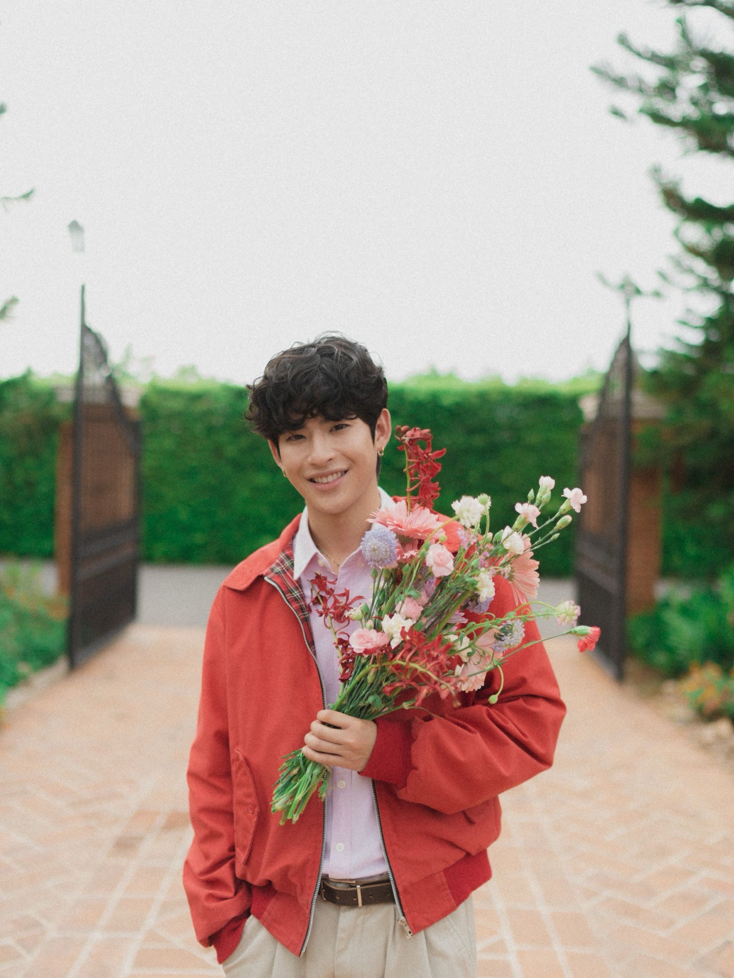 เติมรักให้ผลิบาน! ‘fellow fellow’ แท็กทีม ‘อ๊ะอาย 4EVE’ เสิร์ฟซิงเกิล “Bloom” ดึง ‘มาร์ค ภาคิน’ แจกความละมุนใน MV 7